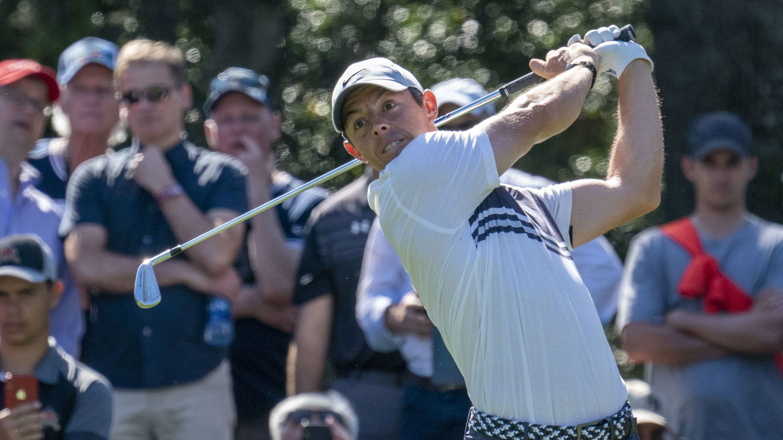 Rory McIlroy wants players and caddies to be tested for coronavirus
